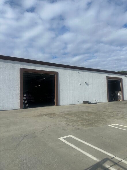 More Photos Of 121 N Dillon Ave, San Jacinto Office For Sale