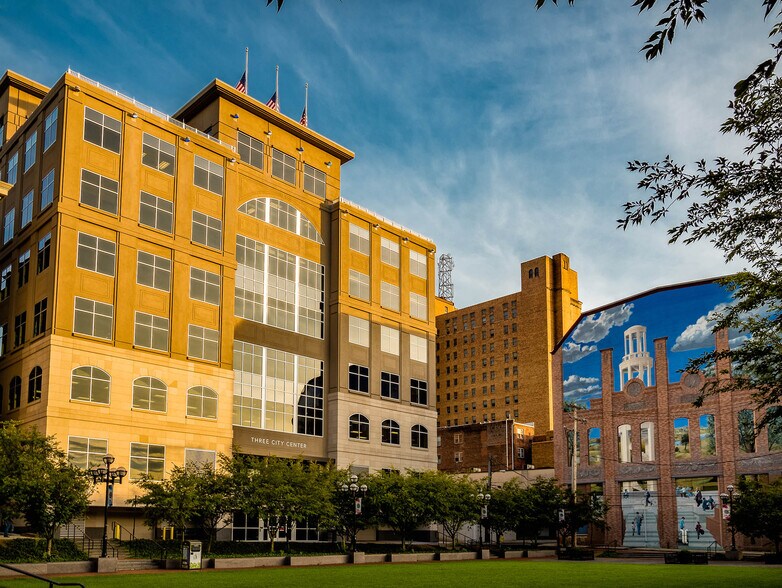 More Photos Of 515 W Hamilton St, Allentown Office For Lease