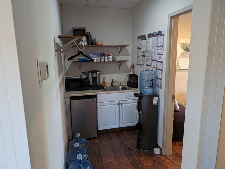 More Photos Of 70 Park St, Montclair Medical For Lease