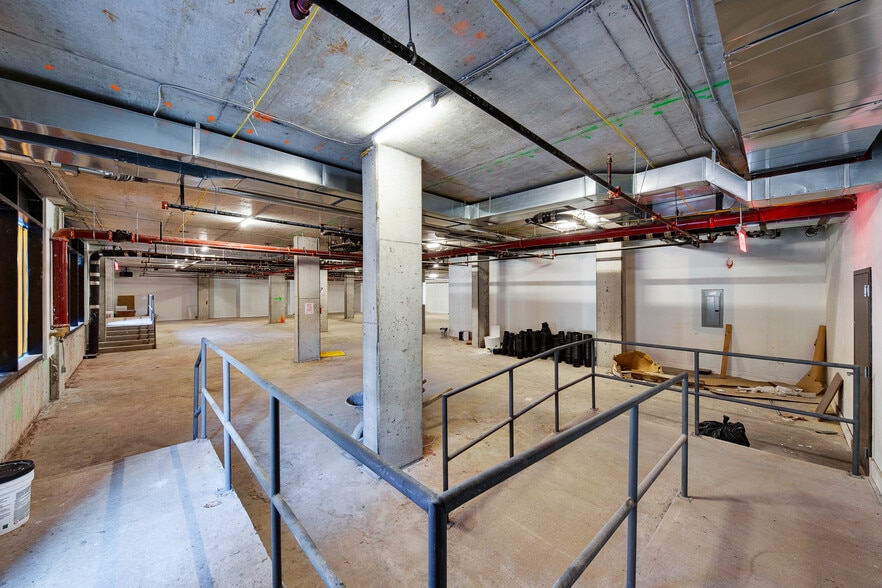 More Photos Of 40 Bruckner Blvd, Bronx Apartments For Lease