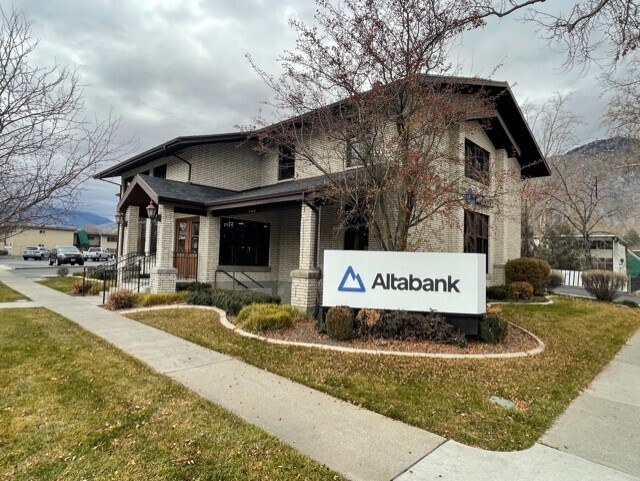 More Photos Of 201 E Center St, Provo Bank For Lease