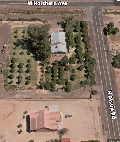 More Photos Of 15901 W Northern Ave, Litchfield Park General Retail For Sale