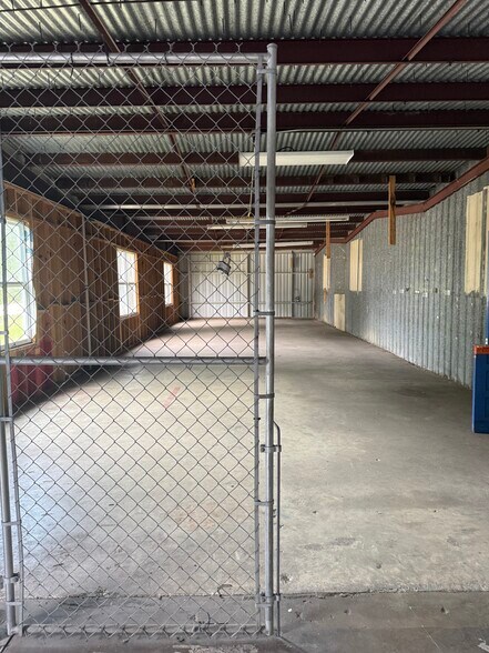 More Photos Of 926 Old Dixie Hwy, Vero Beach Freestanding For Lease