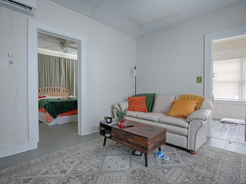 More Photos Of 426 E Citrus Ave, Eustis Apartments For Sale