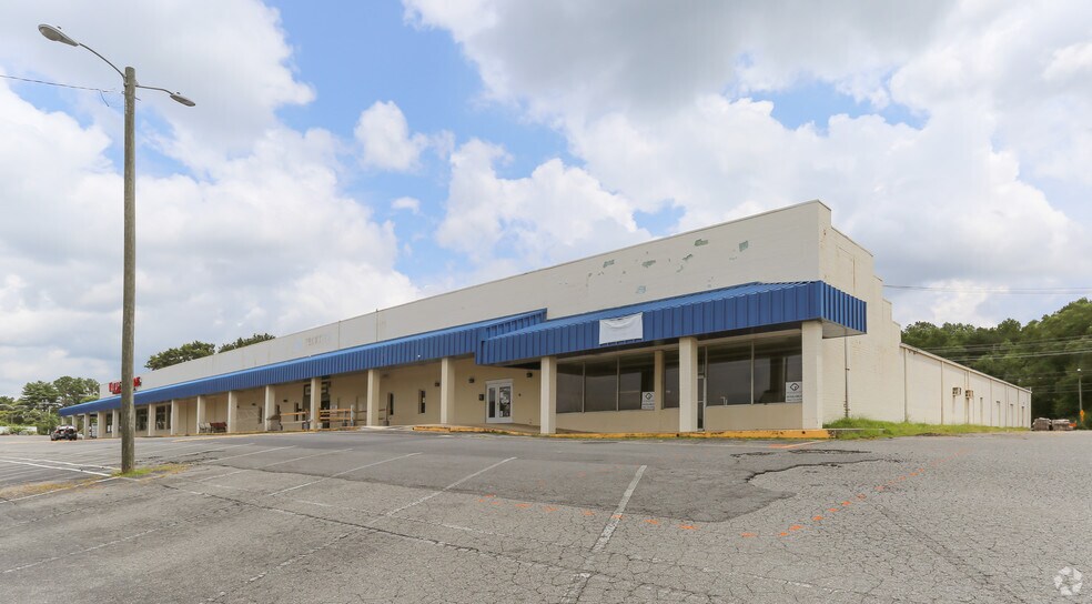 More Photos Of 2500 W Franklin Blvd, Gastonia Unknown For Lease