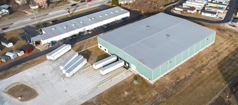 More Photos Of 105 Enterprise Dr, Bellevue Warehouse For Lease