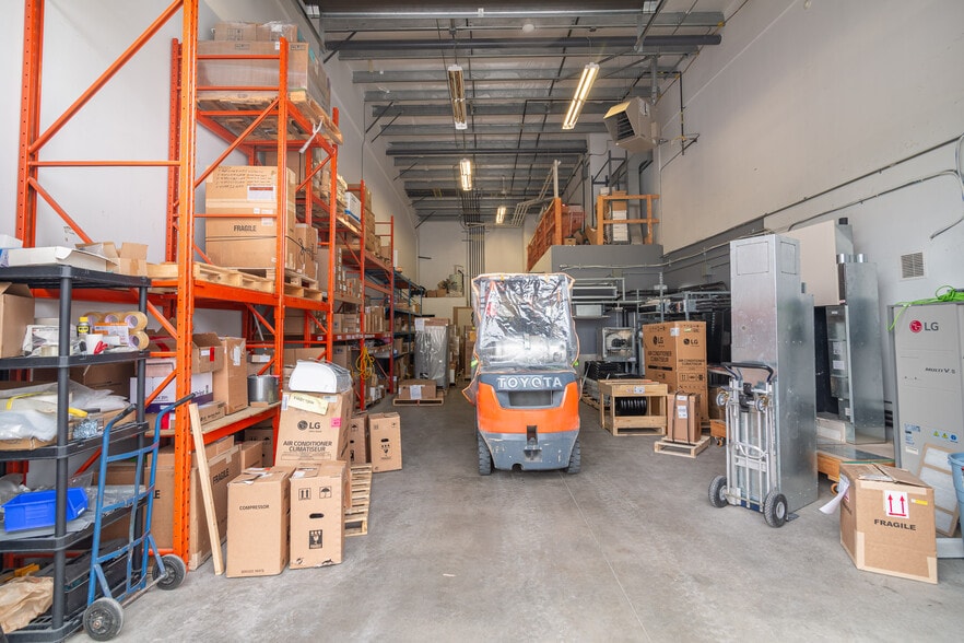 More Photos Of 124 Reis Rd, Ottawa Warehouse For Sale