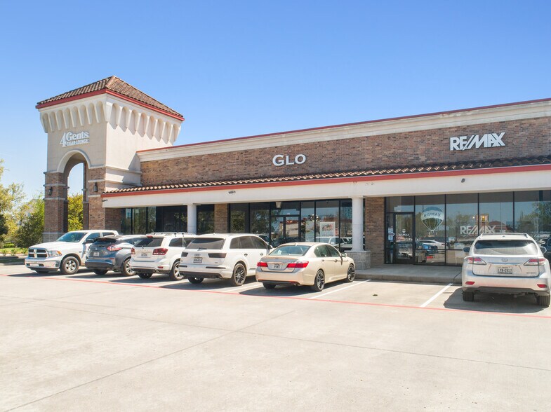 More Photos Of 8650 N Sam Houston Pky E, Humble Storefront For Lease