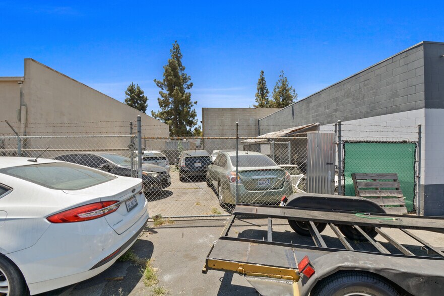 More Photos Of 8981-8983 Rose Ave, Montclair Auto Repair For Sale