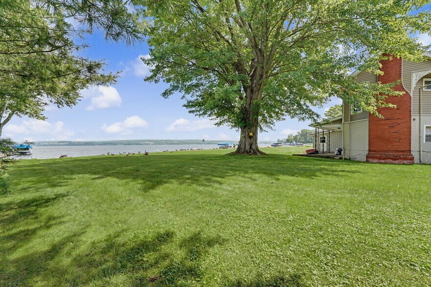 More Photos Of 4344 W Summit St, Lakewood Multifamily For Sale