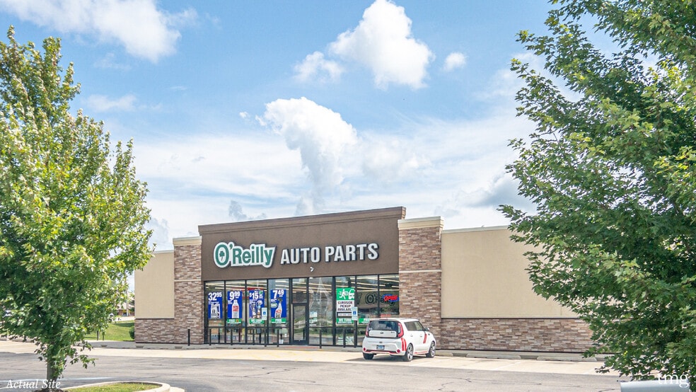 More Photos Of 430 N Mclean Blvd, South Elgin Freestanding For Sale