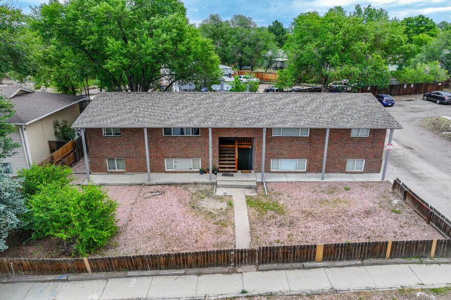 Primary Photo Of 4060 Airport Rd, Colorado Springs Apartments For Sale