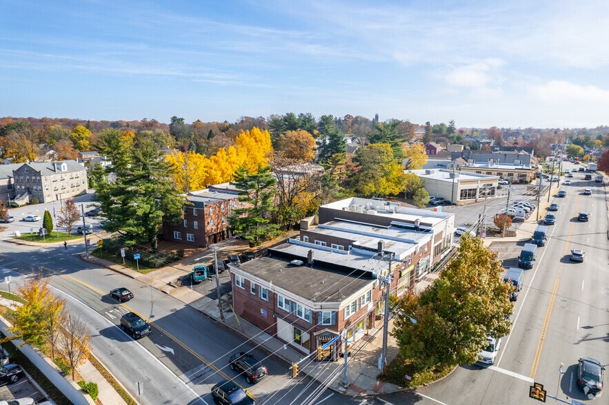 More Photos Of 623 W Lancaster Ave, Wayne Freestanding For Sale