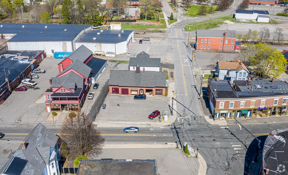 More Photos Of 8 Migeon Ave, Torrington Auto Repair For Sale