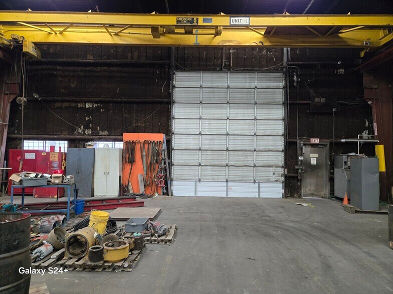 More Photos Of 658 Omaha Dr, Corpus Christi Industrial For Sale