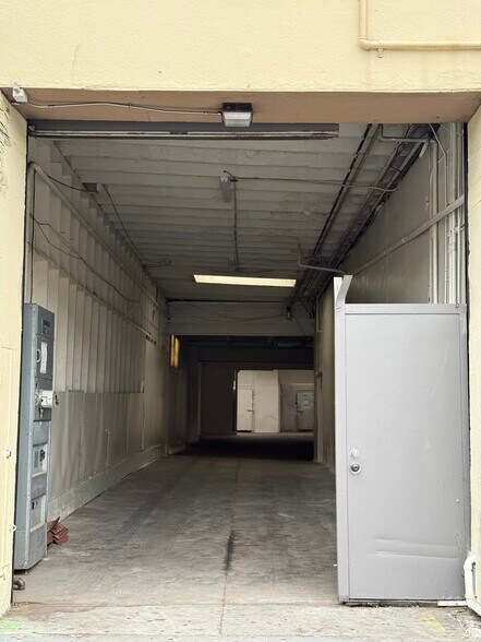 More Photos Of 2414 San Bruno Ave, San Francisco Flex For Lease
