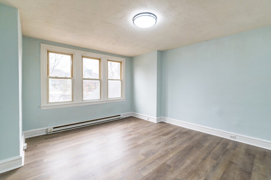 More Photos Of 2115 N 63rd St, Philadelphia Apartments For Sale