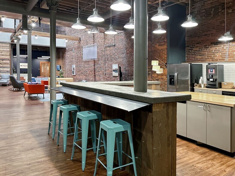 More Photos Of 47 S Meridian St, Indianapolis Office For Lease