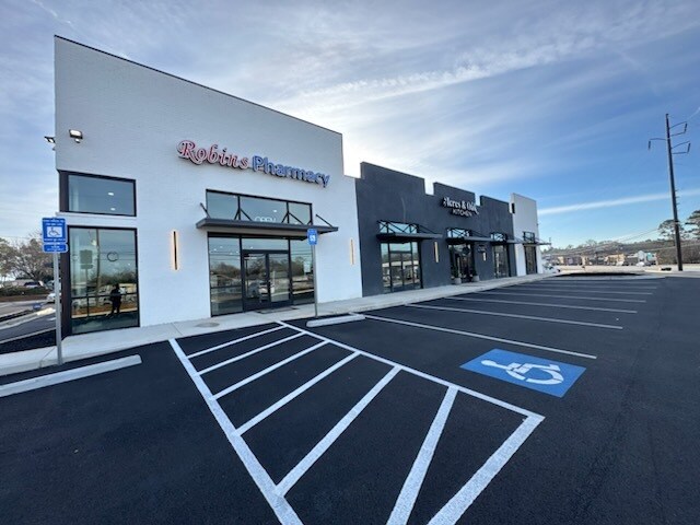 Primary Photo Of 608 S Houston Lake Rd, Warner Robins General Retail For Sale