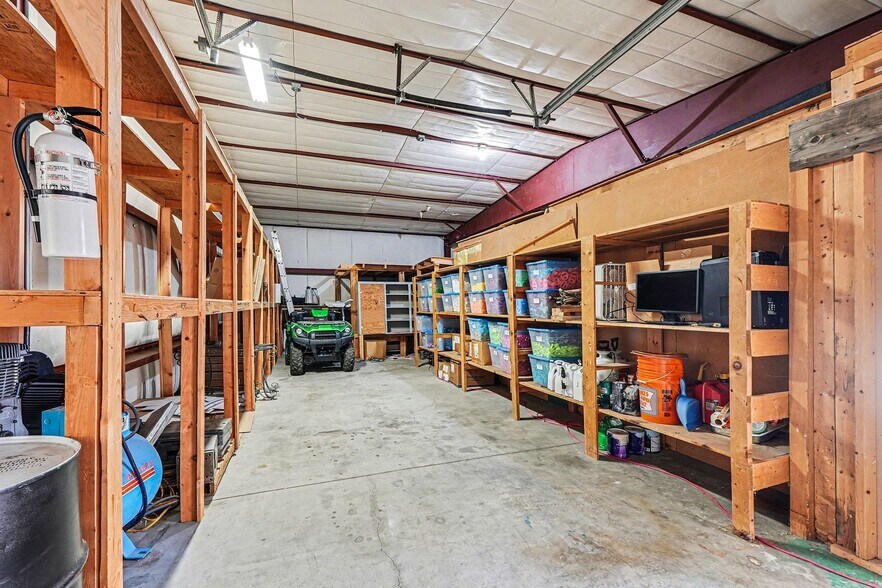 More Photos Of 827 Bowen St, Longmont Industrial For Sale