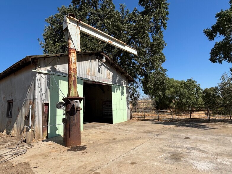 More Photos Of 4873 Gladding Rd, Lincoln Land For Sale