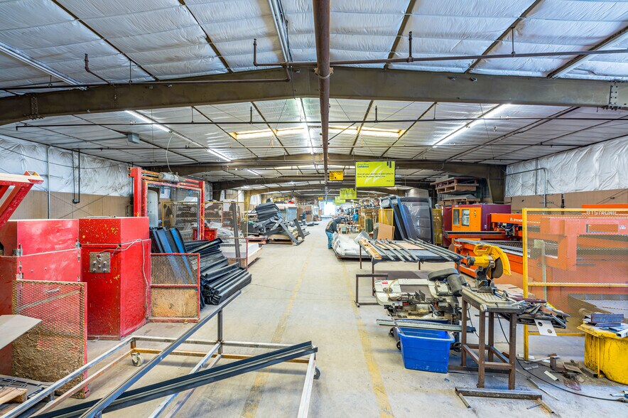 More Photos Of 22850 Perry St, Perris Manufacturing For Sale