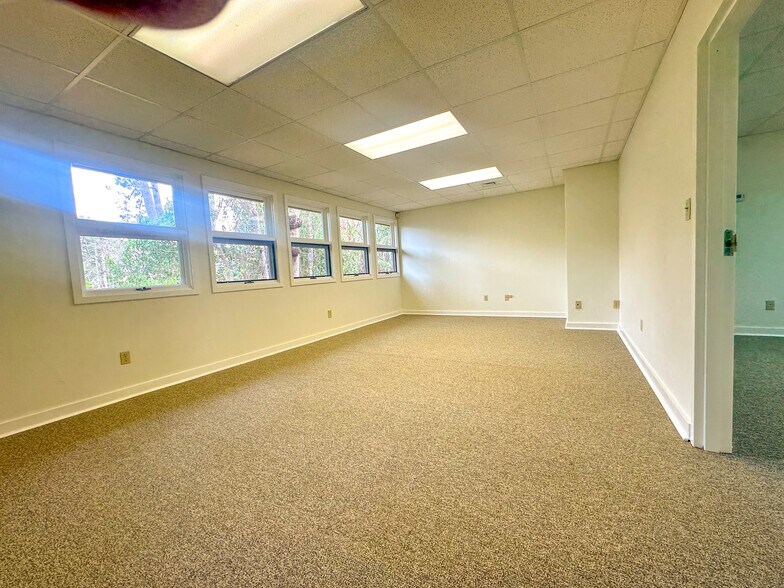 More Photos Of 2545 Blairstone Pines Dr, Tallahassee Office For Sale