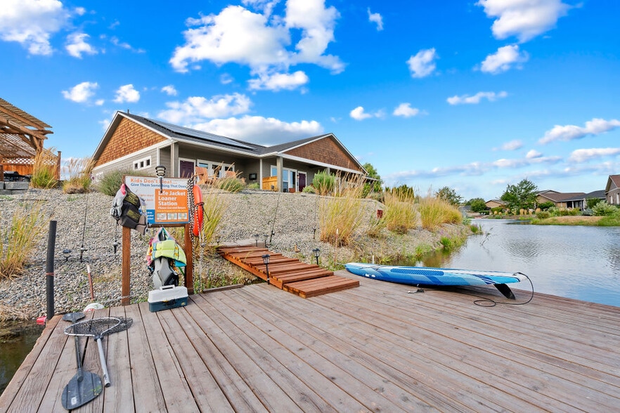 More Photos Of 701 Fountain Blvd, Zillah Hotel For Sale