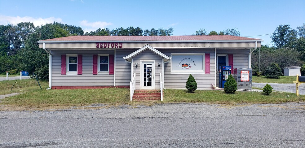 More Photos Of 2125 W Lynchburg Salem Tpke, Bedford Storefront Retail Office For Lease