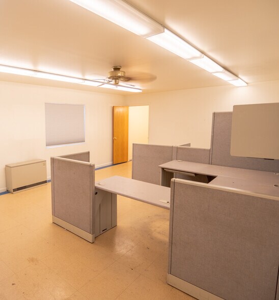 More Photos Of 14088 Interstate 25, Walsenburg Light Manufacturing For Lease