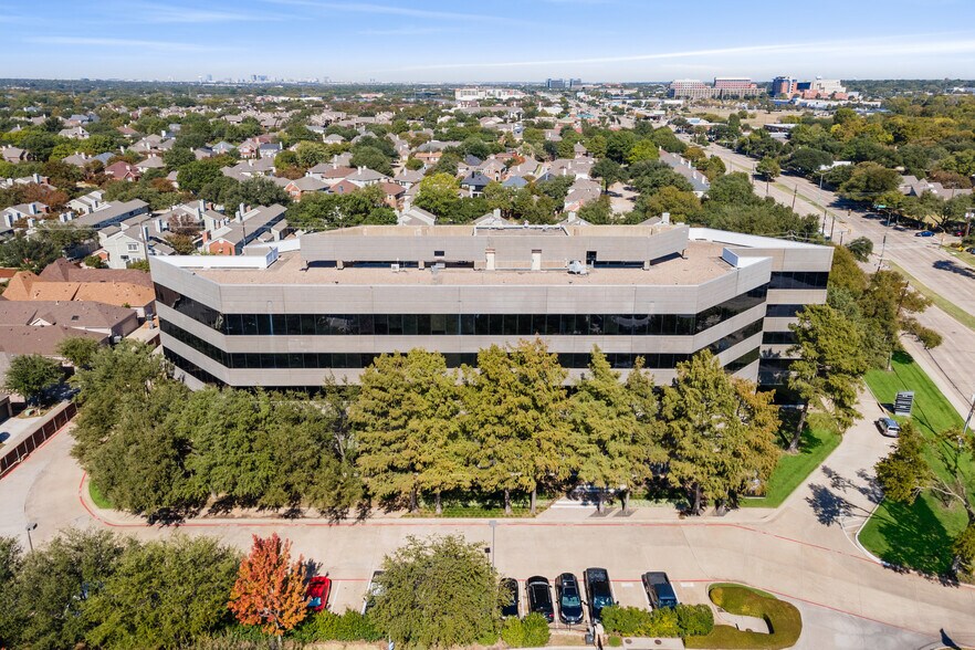 More Photos Of 18383 Preston Rd, Dallas Office For Lease