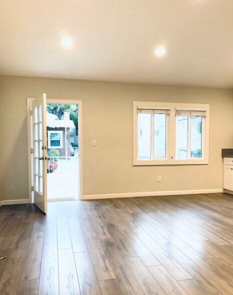 More Photos Of 328 W California Ave, Glendale Multifamily For Sale