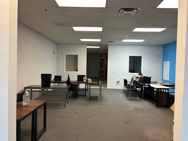 More Photos Of 790-824 Main St, Milford Unknown For Lease