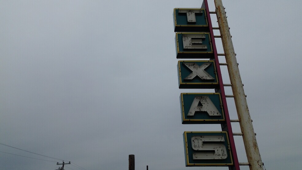 More Photos Of 309 W Josephine St, San Antonio Land For Sale