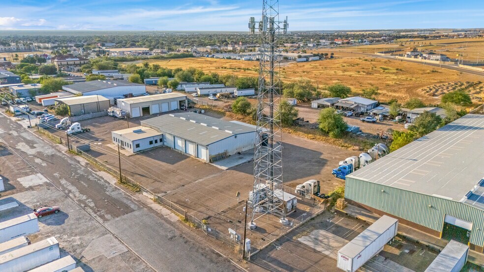 More Photos Of 8210 San Gabriel Dr, Laredo Warehouse For Lease