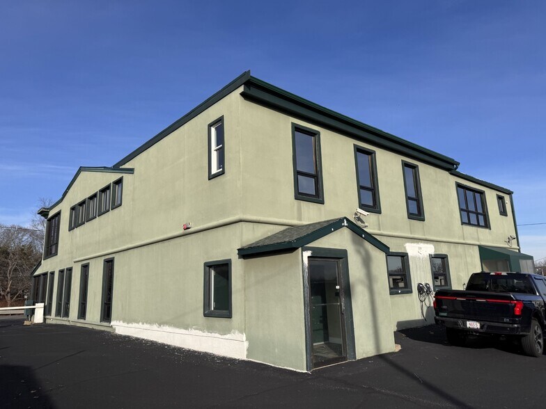 More Photos Of 265 Newbury St, Peabody Office For Lease