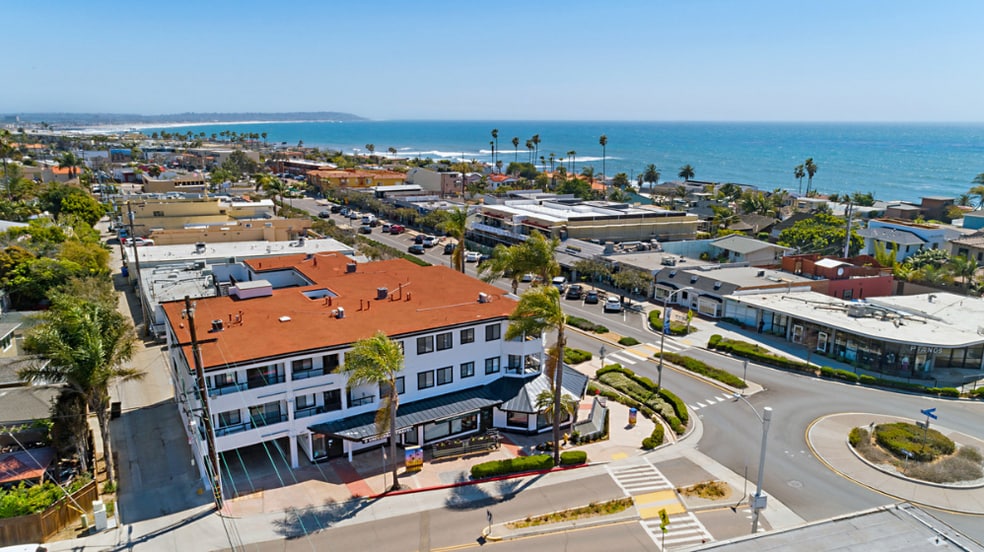 More Photos Of 5685-5693 La Jolla Blvd, La Jolla Apartments For Lease
