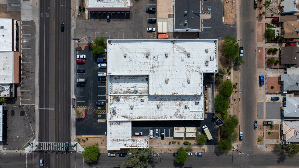 More Photos Of 1805 E McDowell Rd, Phoenix Industrial For Lease