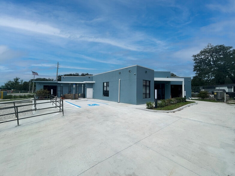 Primary Photo Of 2032 W Washington St, Orlando Warehouse For Sale