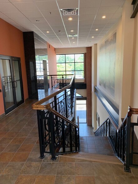 More Photos Of 54-60 E Bridge St, Morrisville Storefront Retail Office For Lease