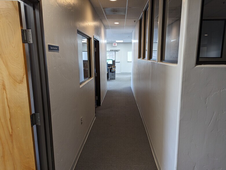 More Photos Of 180 W Magee Rd, Tucson Medical For Lease