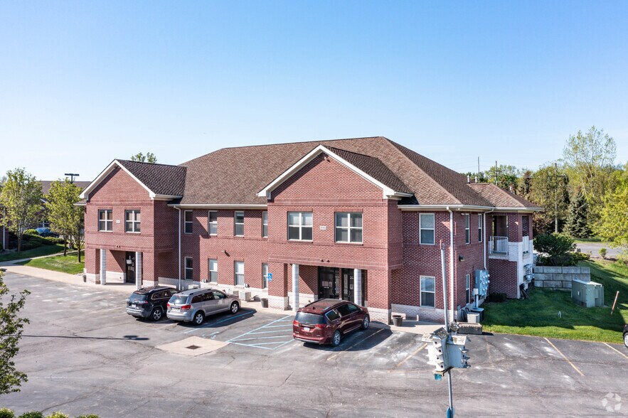 More Photos Of 2000-2160 Grand River Anx, Brighton Unknown For Lease