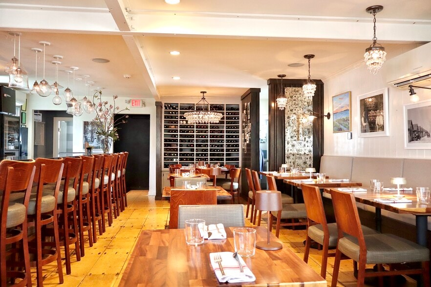 More Photos Of 133 Commercial St, Provincetown Restaurant For Sale