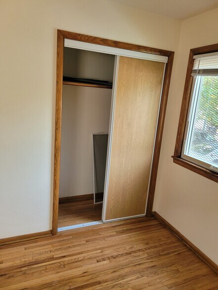 More Photos Of 620 23rd Ave N, Minneapolis Apartments For Sale