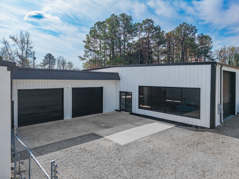 More Photos Of 540 E Church St, Jasper Auto Repair For Sale