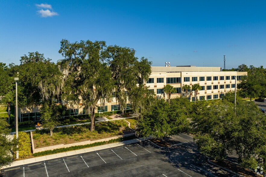 More Photos Of 12906 Tampa Oaks Blvd, Temple Terrace Office For Lease