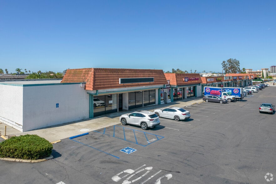 Primary Photo Of 6133-6390 Balboa, San Diego Unknown For Lease