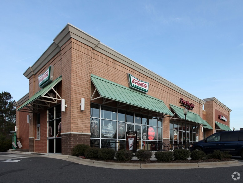 More Photos Of 11721 Retail Dr, Wake Forest Storefront For Lease