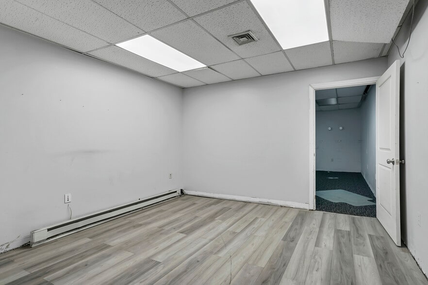 More Photos Of 149 Burd St, Nyack Warehouse For Sale