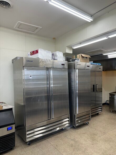 More Photos Of 509 National Hwy, Thomasville Convenience Store For Sale